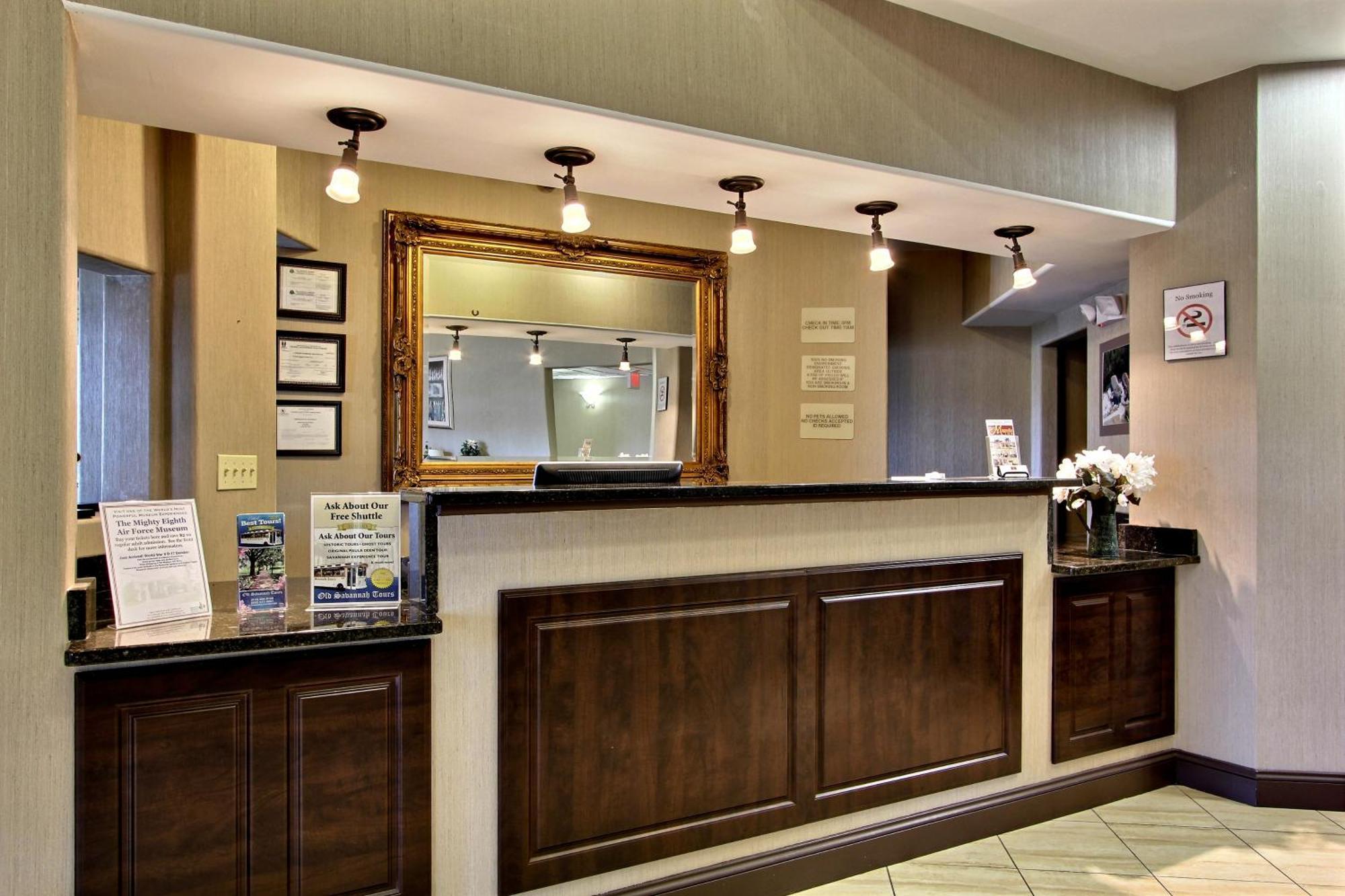 Magnolia Inn And Suites Пулер Экстерьер фото
